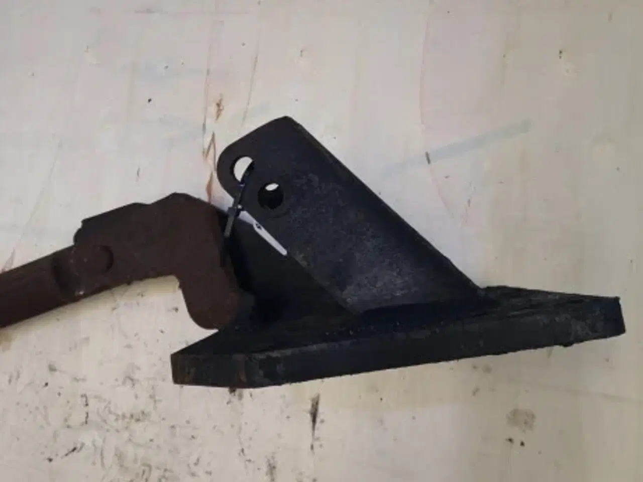 Billede 2 - Ford 7740 Hjælpcylinder F0NNE553CF11B