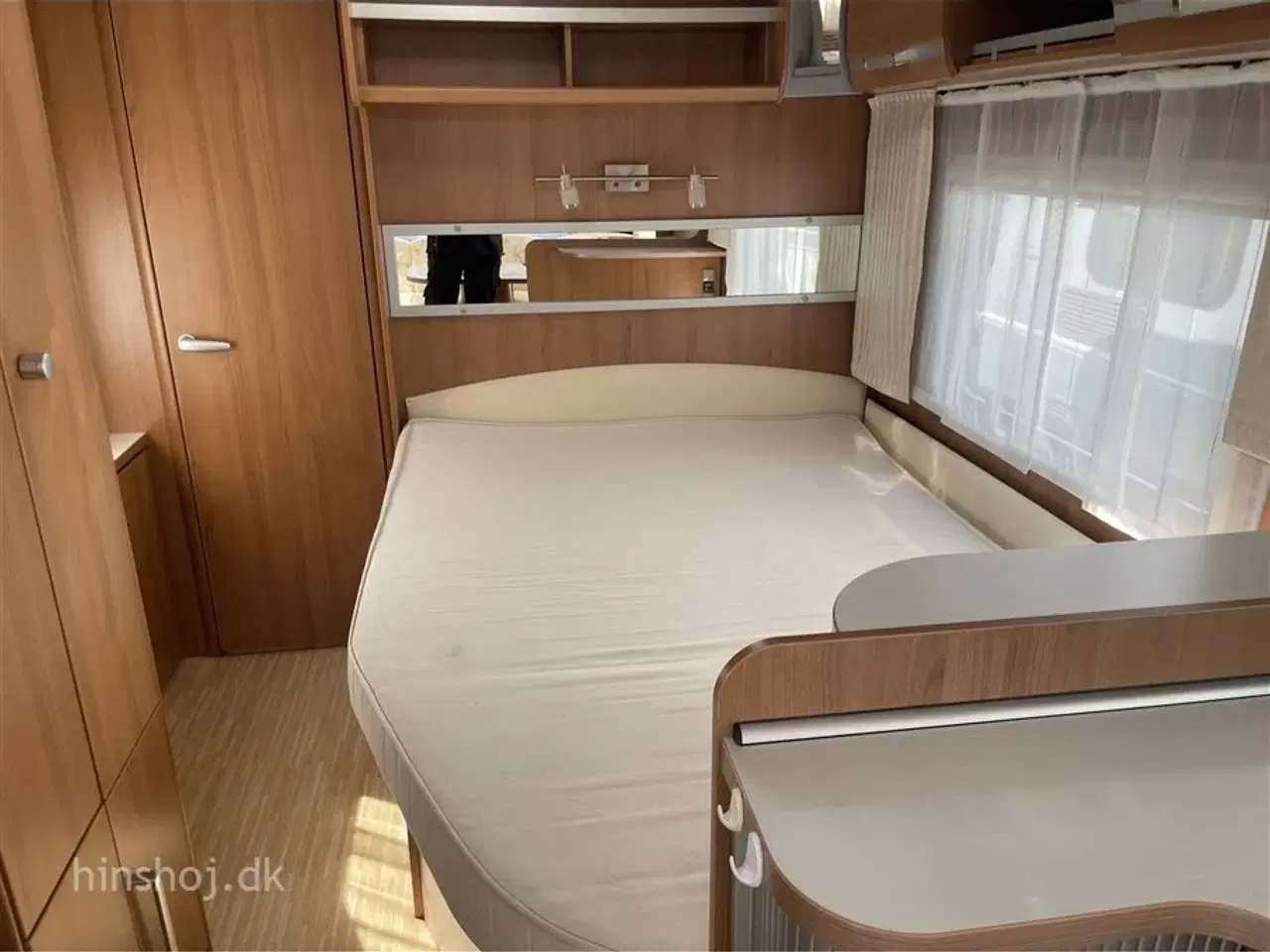 Billede 4 - 2009 - LMC Musica 560 D Alde   Dejlig vogn med rundsidegruppe og franskseng fra Hinshøj Caravan A/S