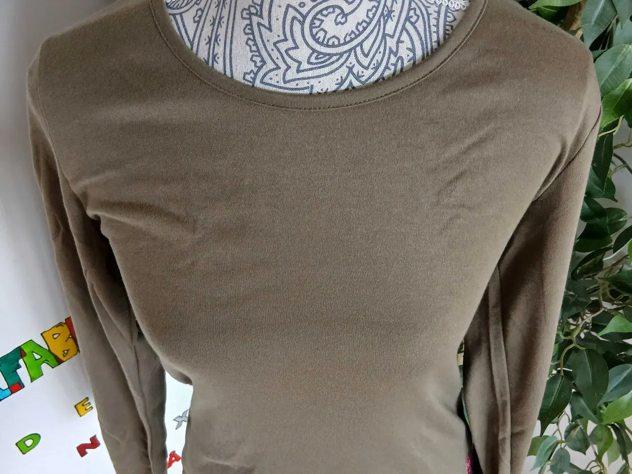 Billede 2 - Bluse. Tippy. Medium/38