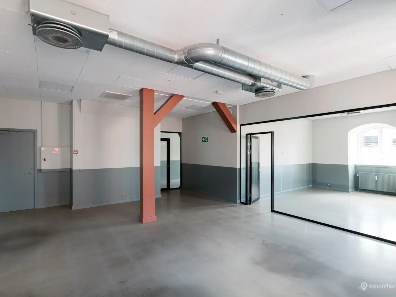 Billede 8 - Charmerende kontor med industriel vibe