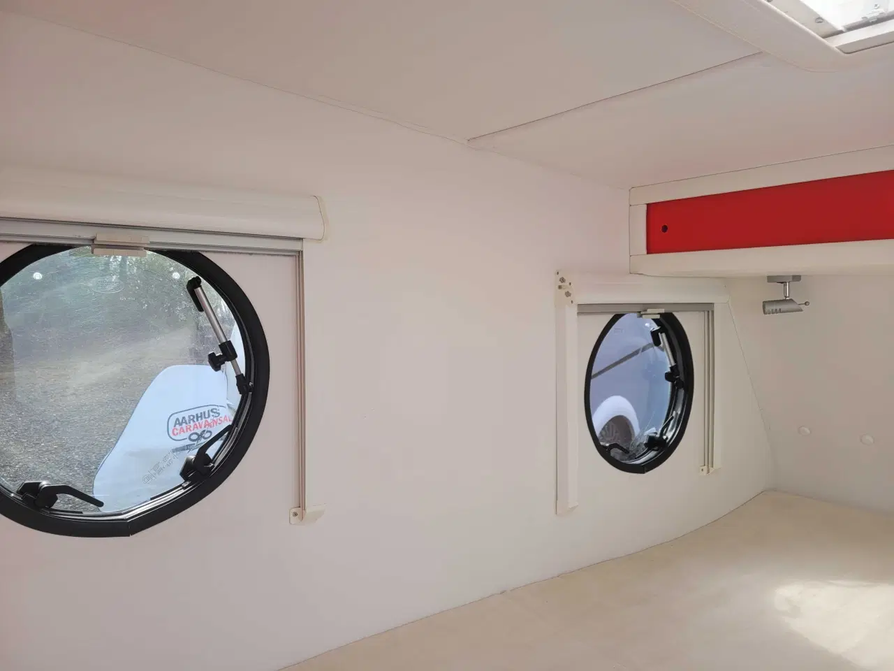 Billede 17 - Dethleffs Miniglobe..perfekt til elbil..kun 280kg.