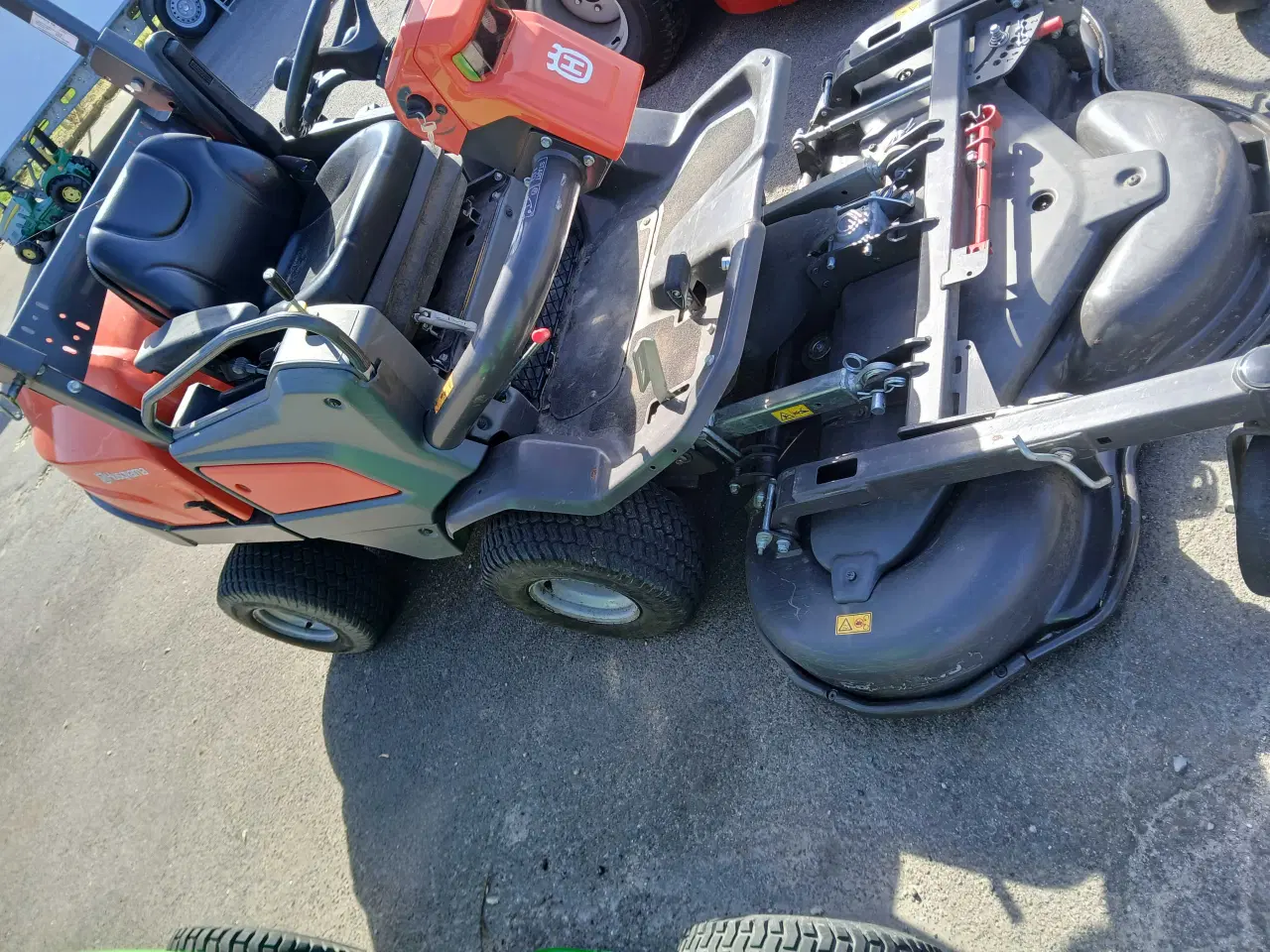 Billede 4 - Havetraktor huskvarna P520 AWD DIESEL 