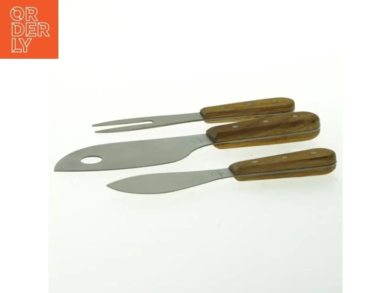 Billede 2 - Osteknivsæt fra Sagaform (str. 19x5 cm)