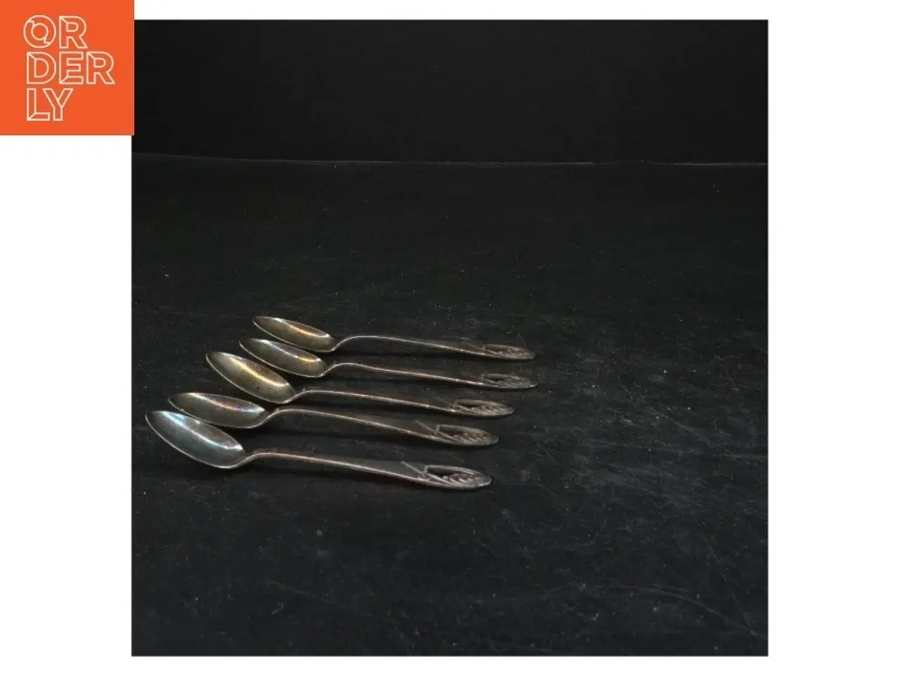 Billede 2 - Sæt med fem teskeer (str. 12x2,5 cm)