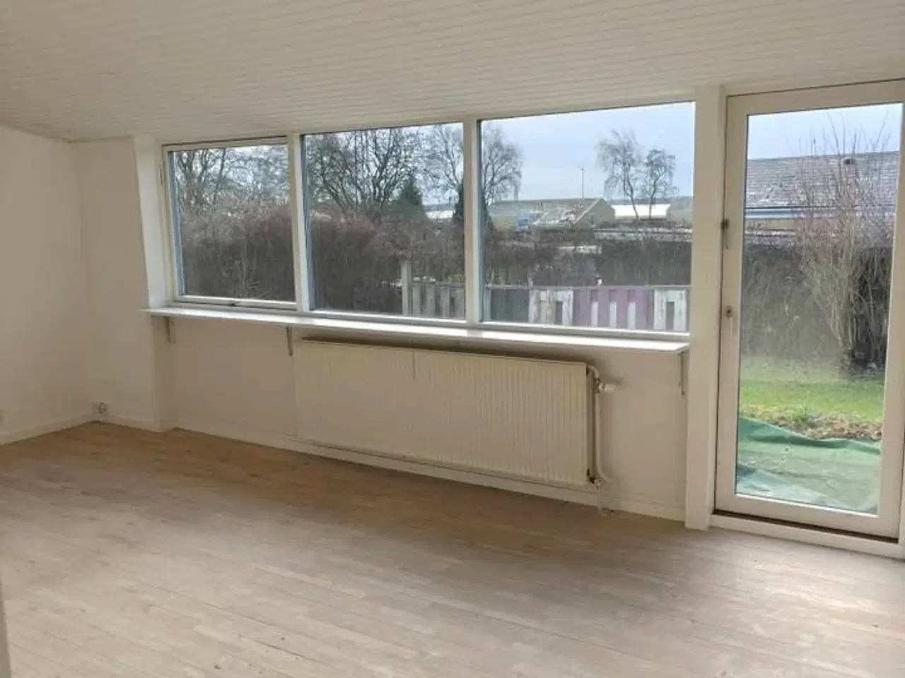 Billede 5 - Lys og rummelig andelsbolig med have (BUD MODTAGES