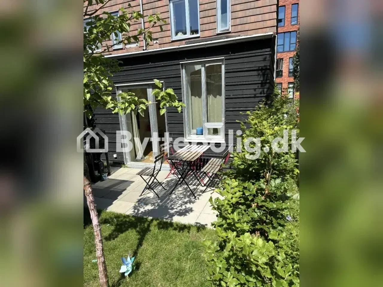 Billede 2 - Familievenligt rækkehus i Valby byttes