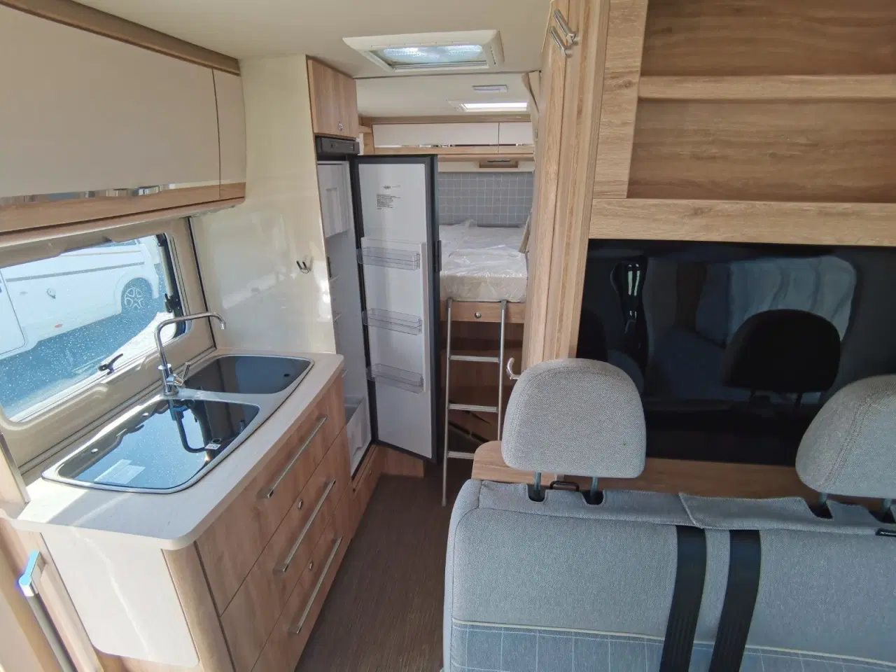 Billede 2 - Eura Mobil Profila T 676 EB Luminary-S-Paket