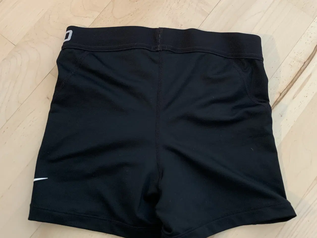 Billede 2 - Nike Pro korte tights