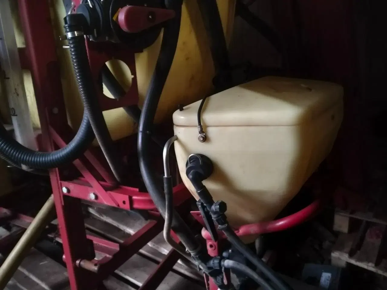 Billede 4 - Hardi Master 12 m  1000 liter skal synes