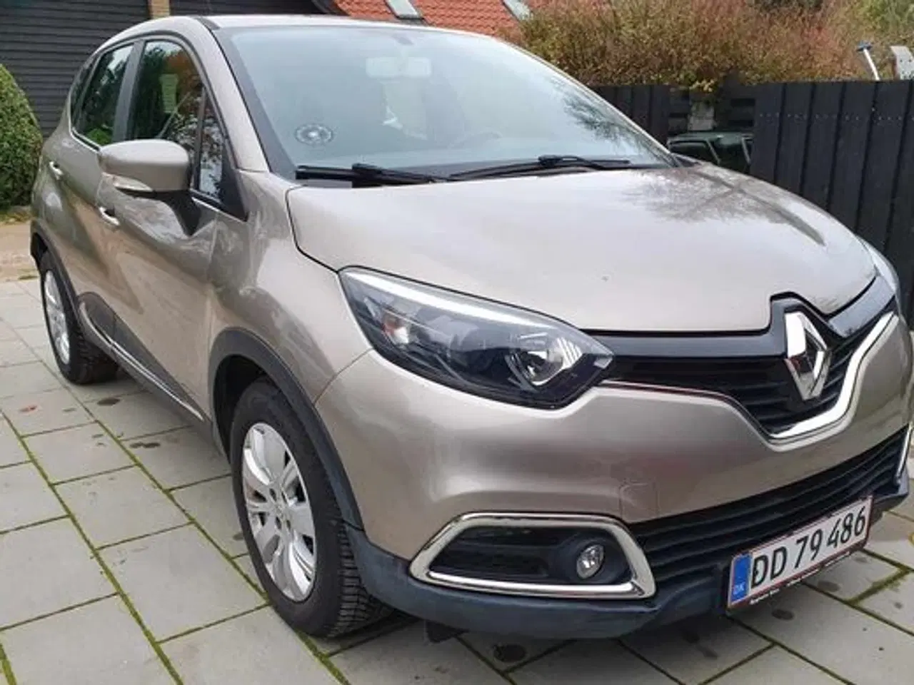 Billede 1 - Renault Captur 0,9 TCE Expression 90HK 5d