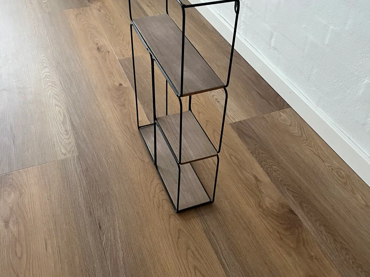 Billede 1 - Lille pyntereol til at hænge på væggen.