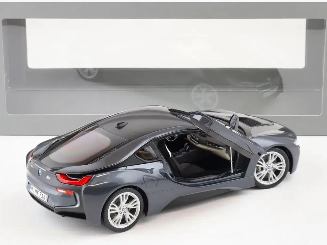 Billede 4 - 1:18 Bmw I8 Coupe 2013