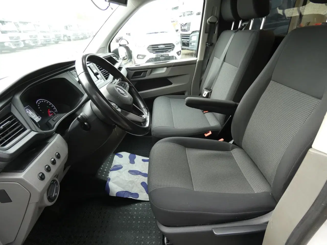 Billede 12 - VW Transporter 2,0 TDI BMT m/alulad u/bagsæde DSG 150HK DobKab 7g Aut.