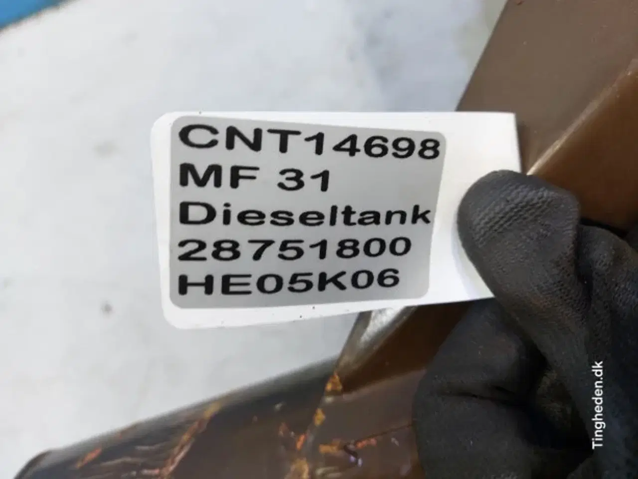 Billede 16 - Massey Ferguson 31 Dieseltank 28751800