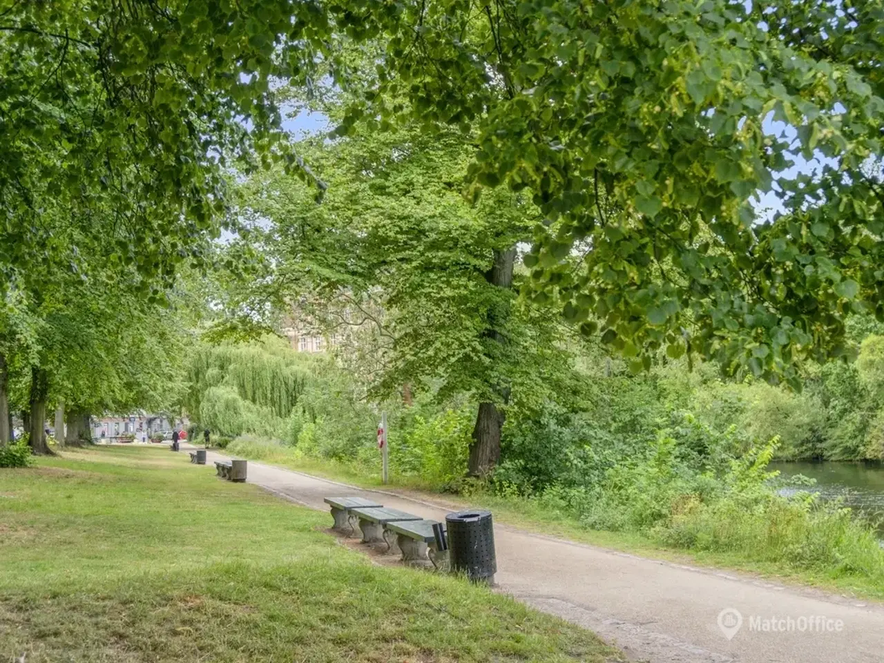 Billede 16 - P-plads 2 til leje på Esplanaden 12 i City
