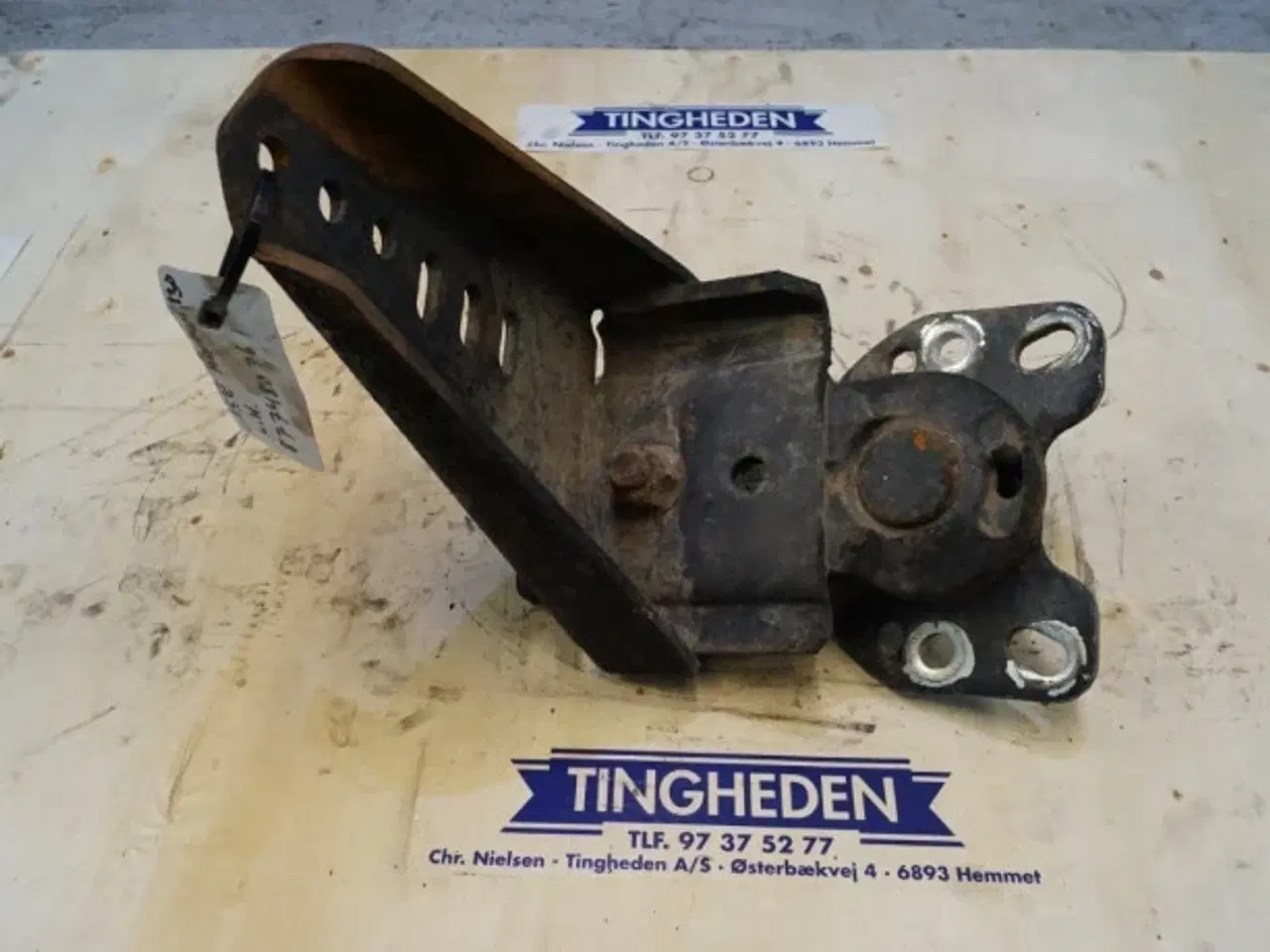 Billede 10 - Case Maxxum 115 L.H. Skærmbeslag 87748076