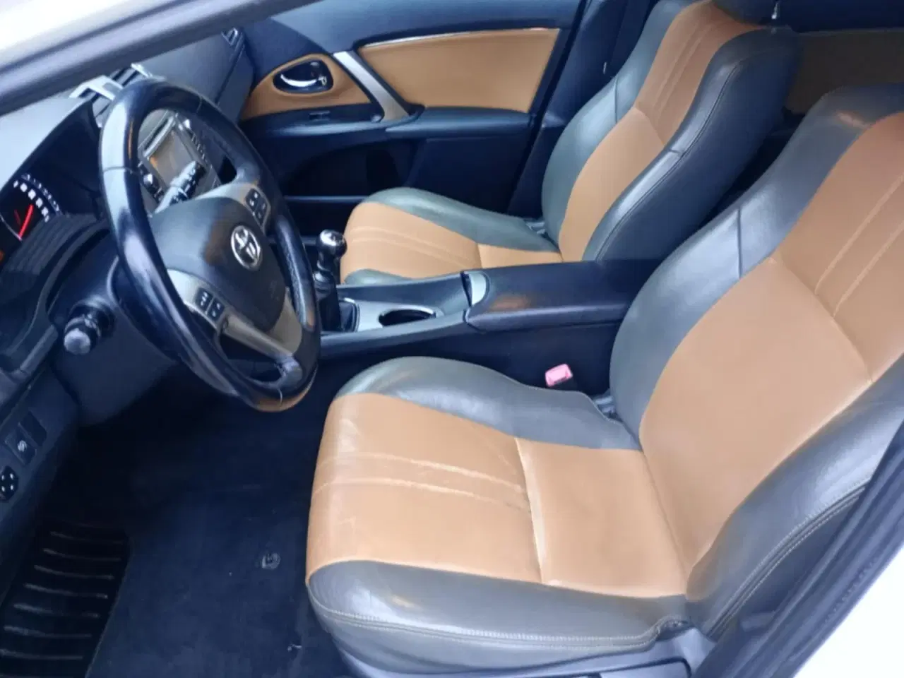 Billede 8 - Toyota Avensis 2,0 D-4D T2 stc.