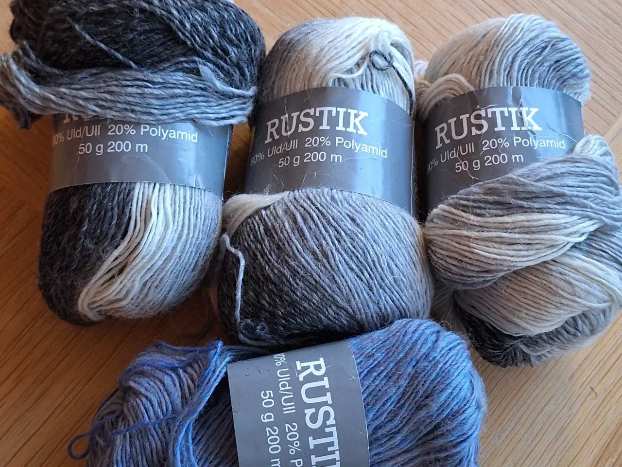 Billede 1 - Strømpegarn 