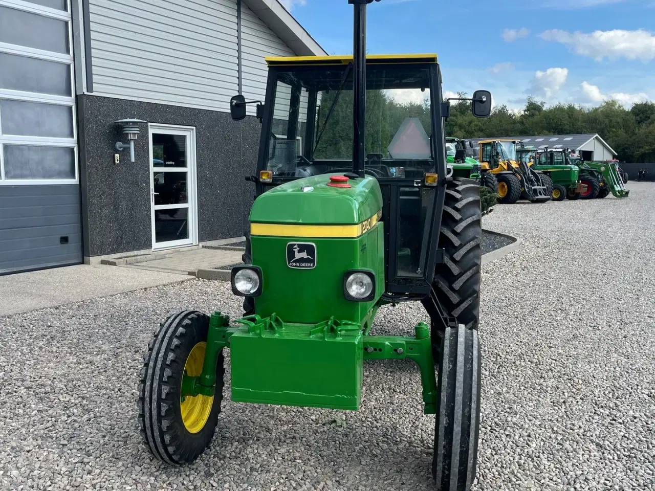 Billede 8 - John Deere 2040 Med nye dæk hele vejen rundt
