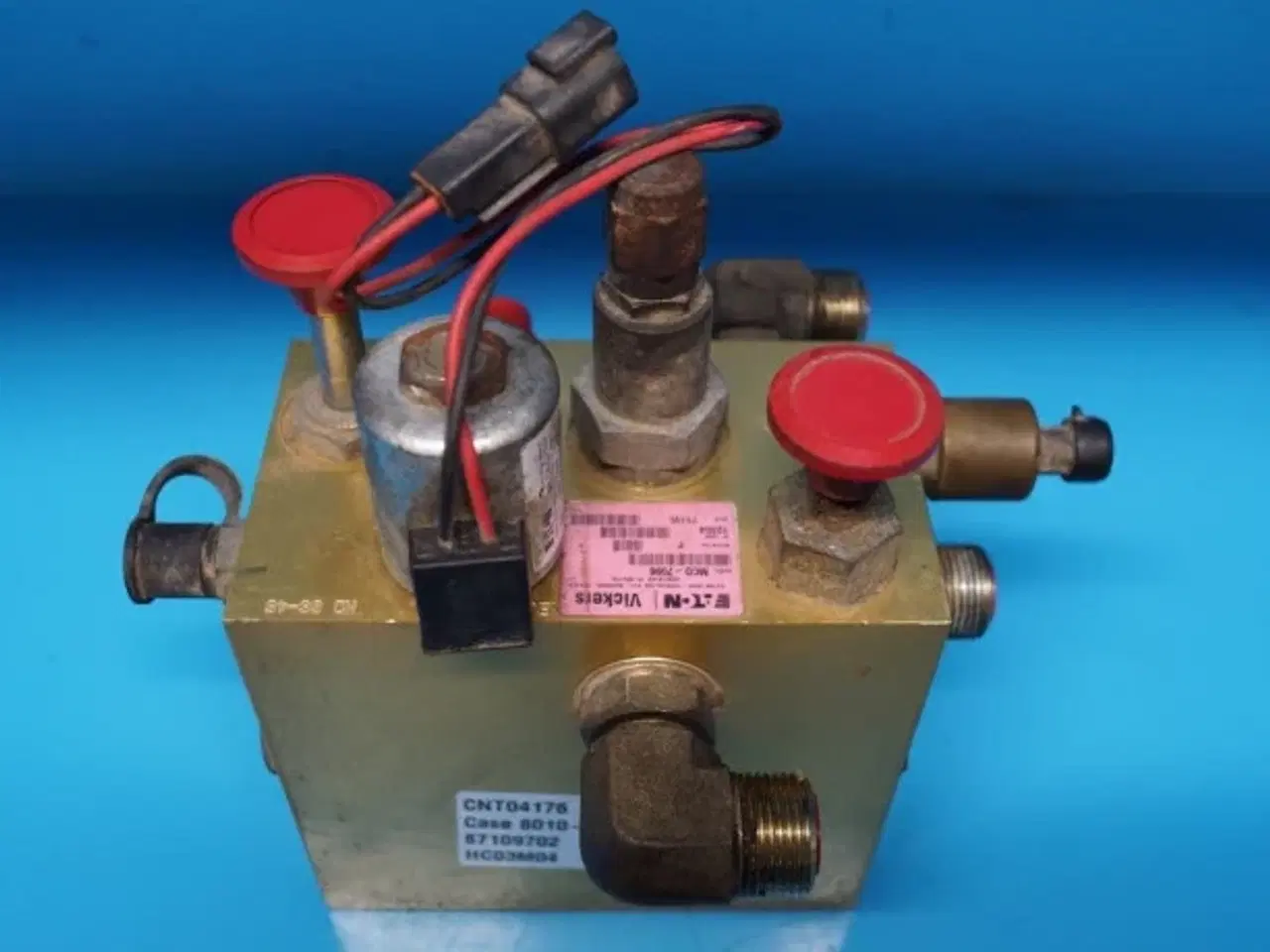 Billede 19 - Case 8010 Hydraulikventil 87109702