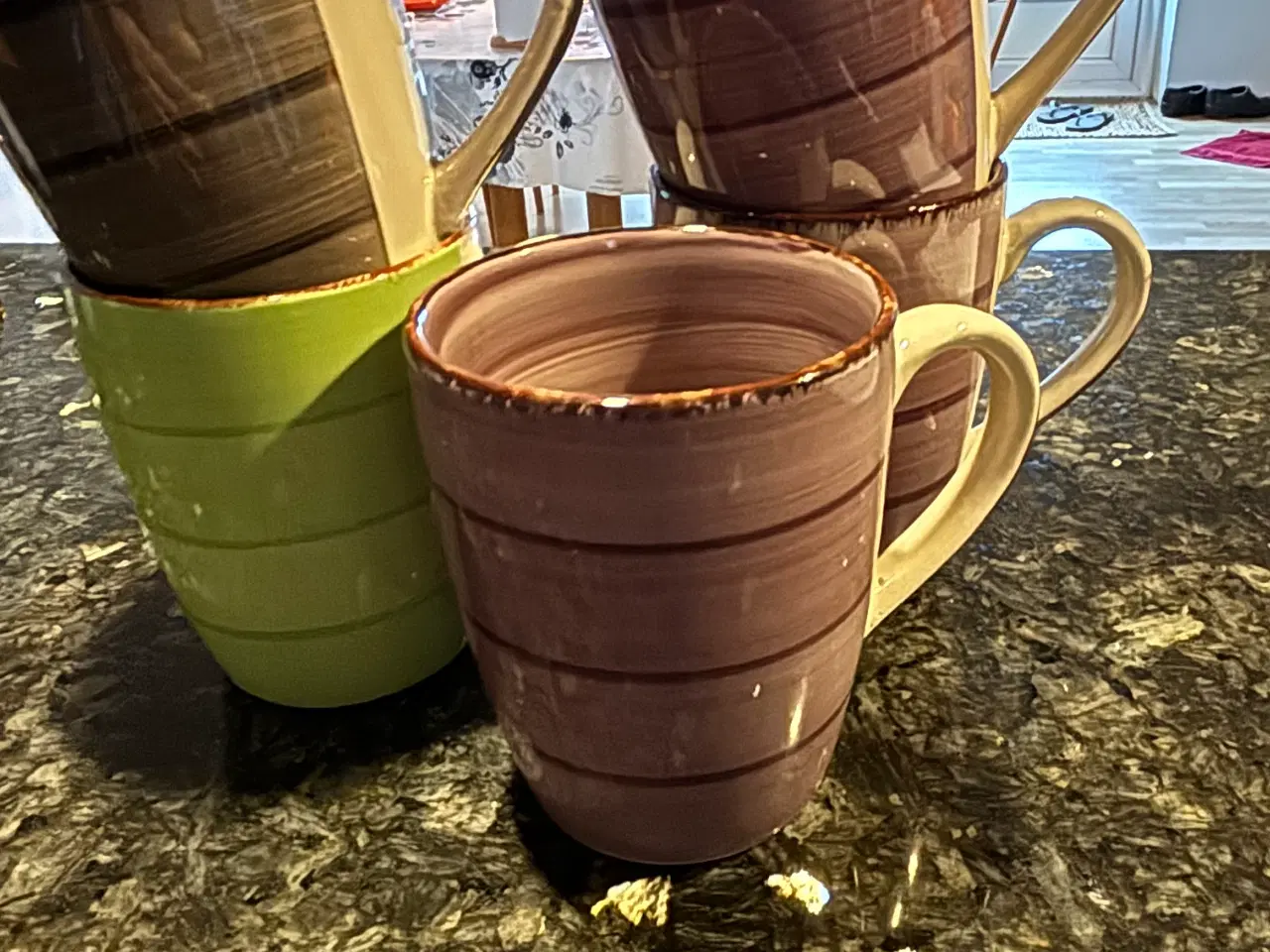 Billede 3 - Flotte tallerkener uden skår