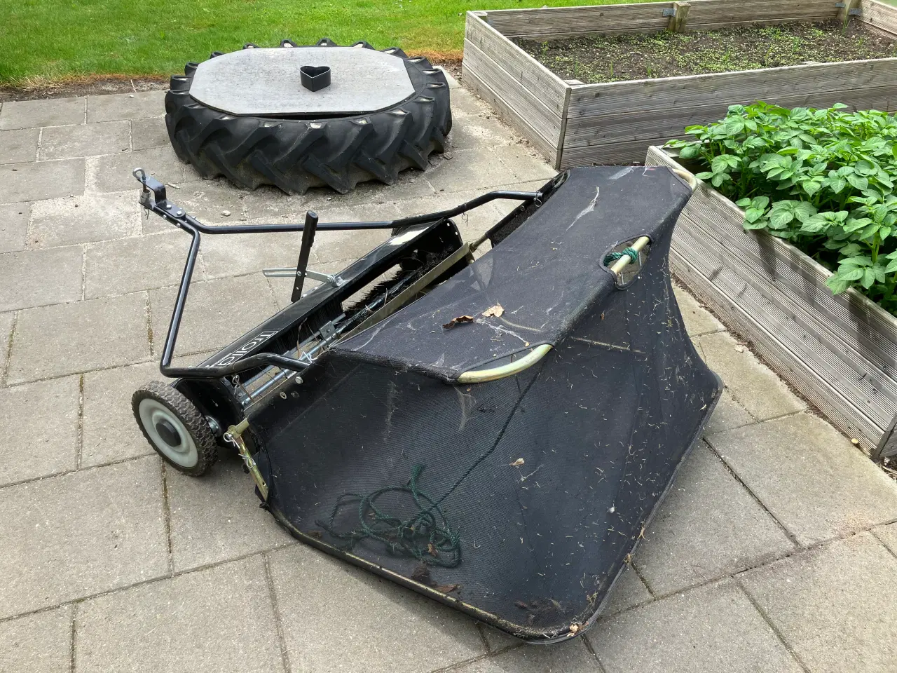 Billede 2 - Trolla 97cm løvopsamler