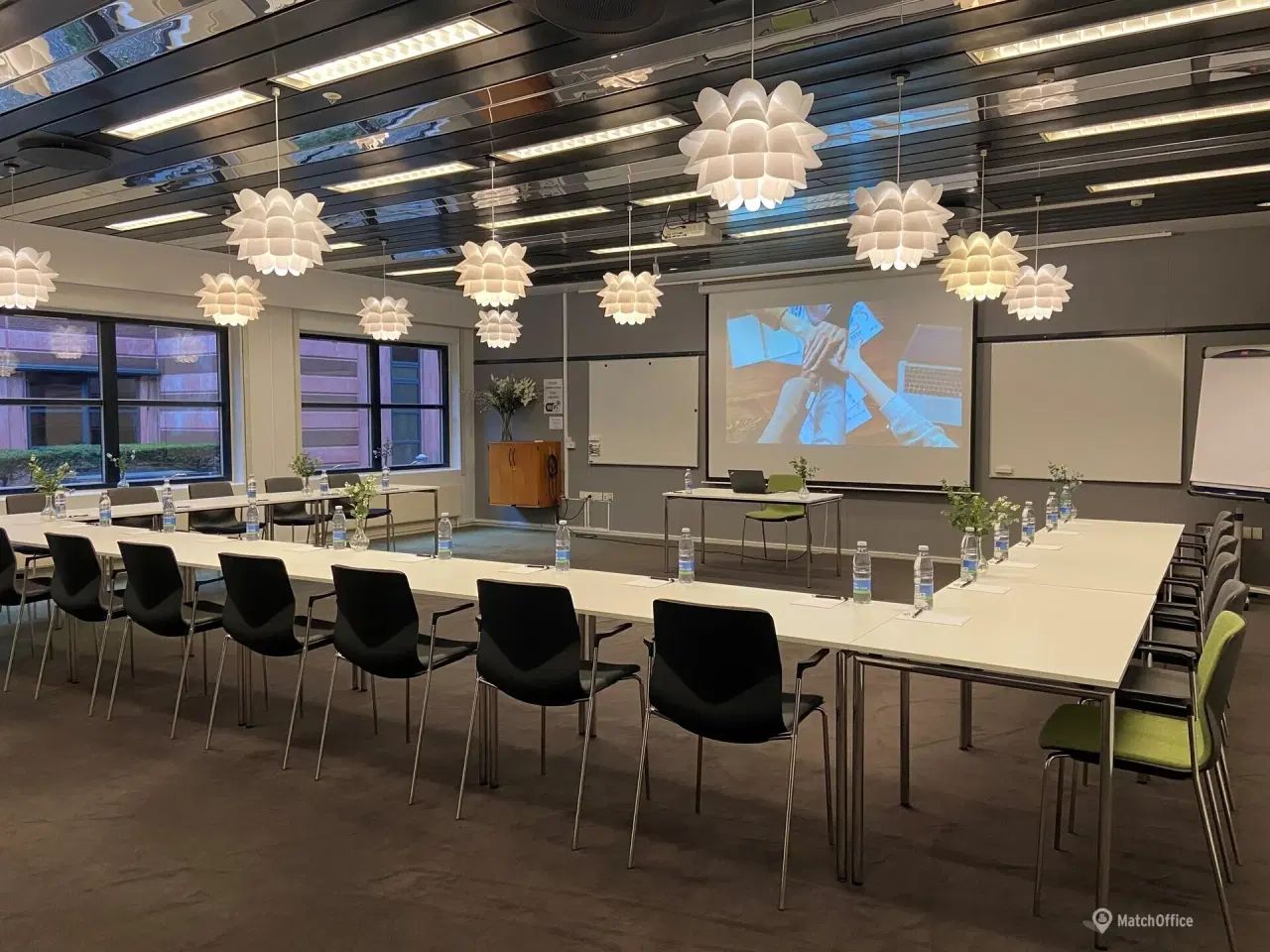 Billede 7 - Flerbrugerejendom m. kantine. reception og gratis parkering