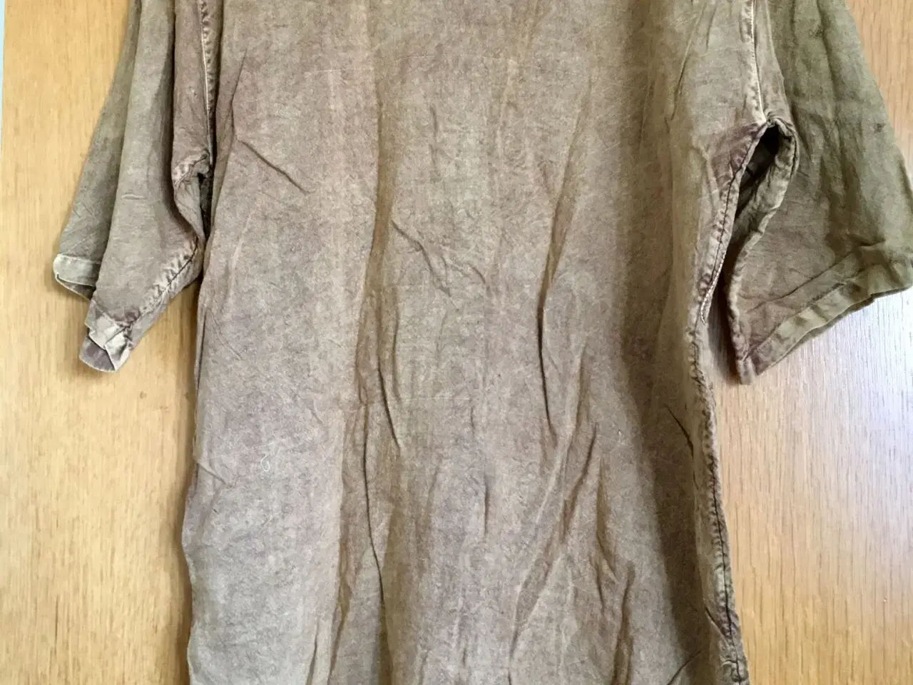 Billede 4 - Stone wash bluse til salg