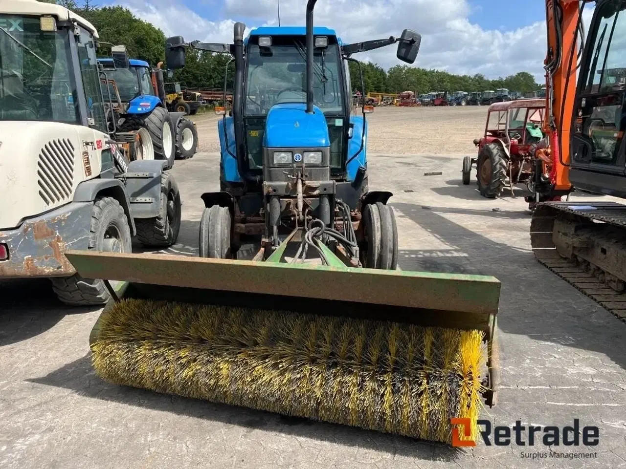 Billede 2 - New Holland TS 90 med frontlift