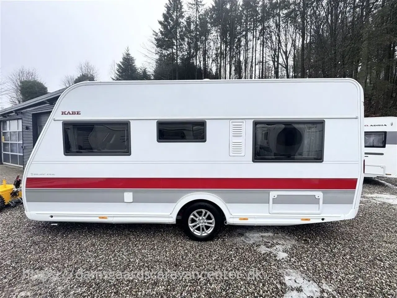 Billede 5 - 2023 - Kabe Briljant 470 XL   Franskseng-Alde-Gulvvarme-Mover-Telt