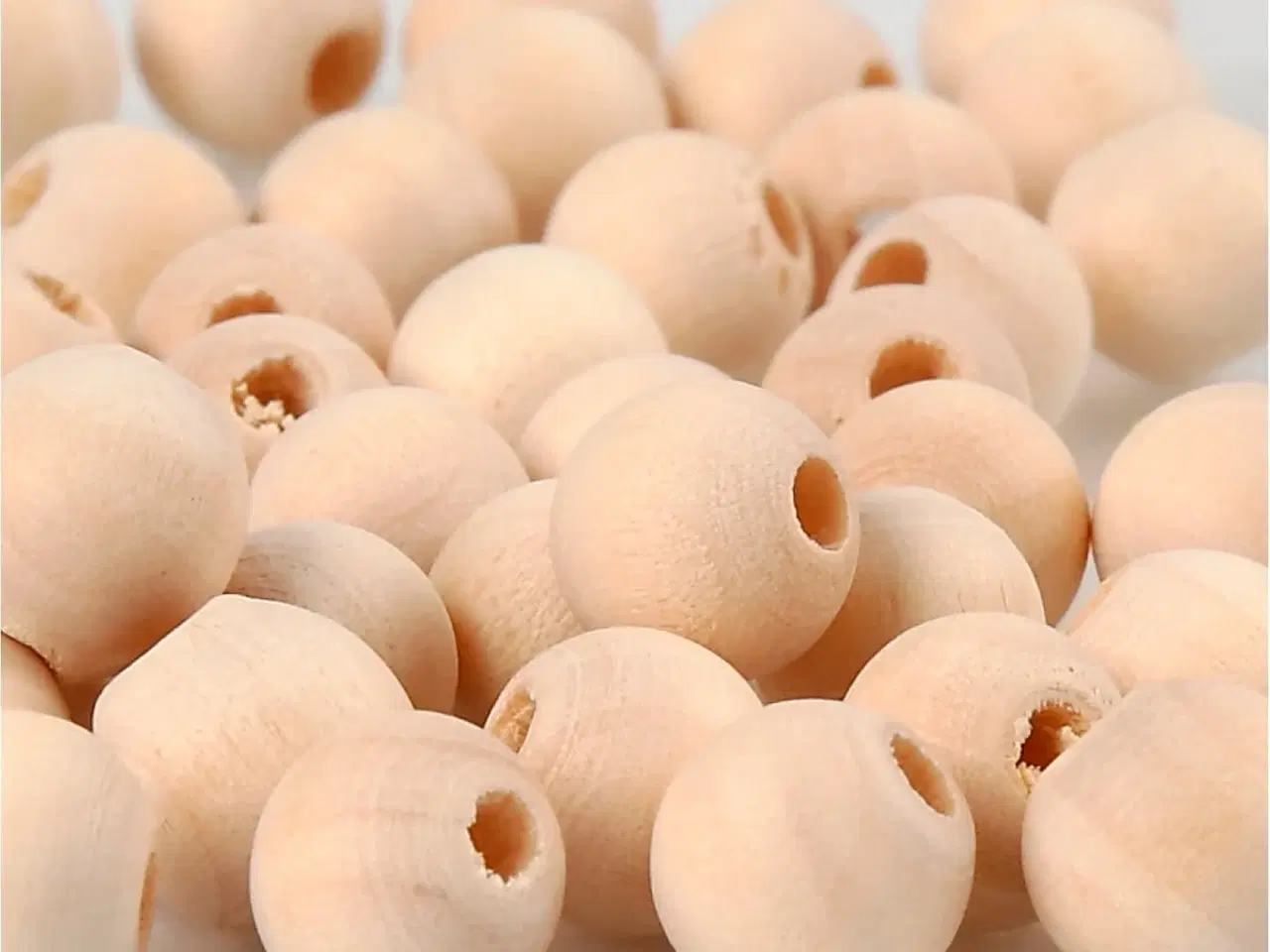 Billede 1 - Ubehandlede træperler 10 mm - 40 stk. til DIY