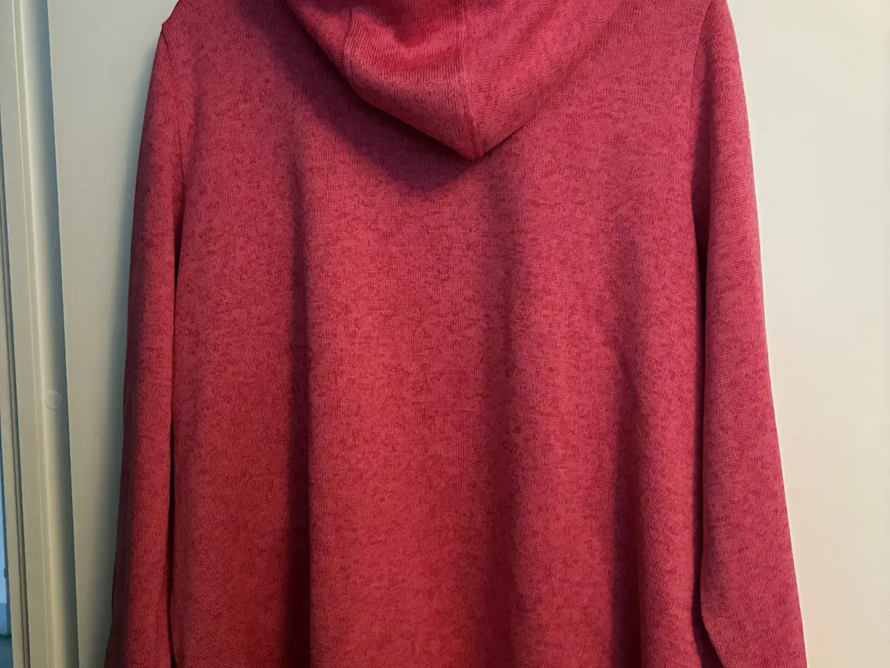 Billede 3 - Flot strik jakke med lommer