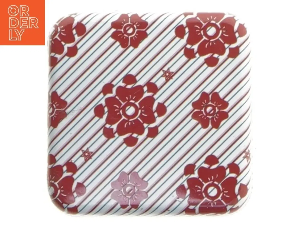 Billede 4 - Lille opbevaringsboks fra Love Box (str. 6,5x6,5 cm)
