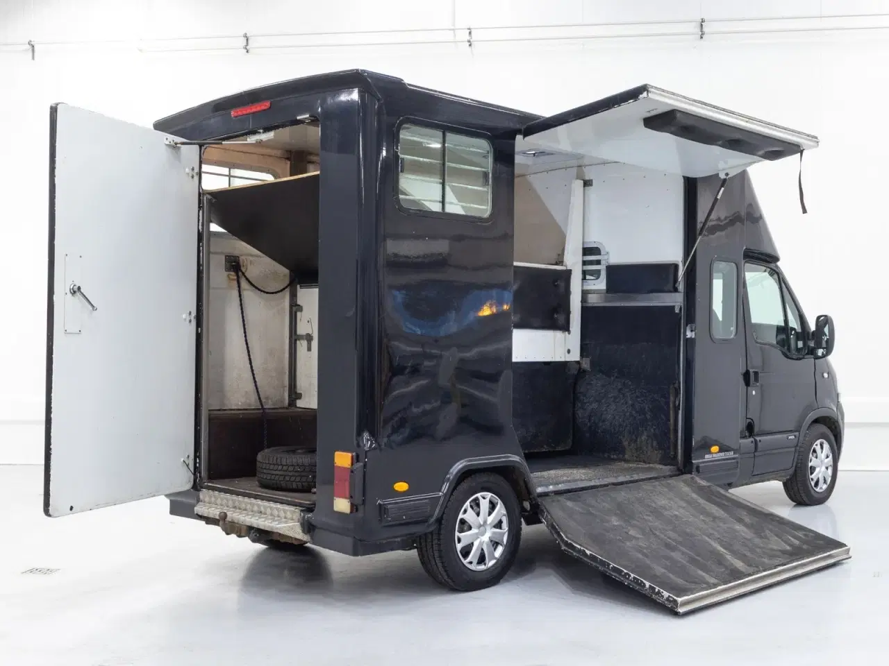 Billede 14 - Opel Movano 2,5 CDTi Db.Kab Hestetransport L3H2