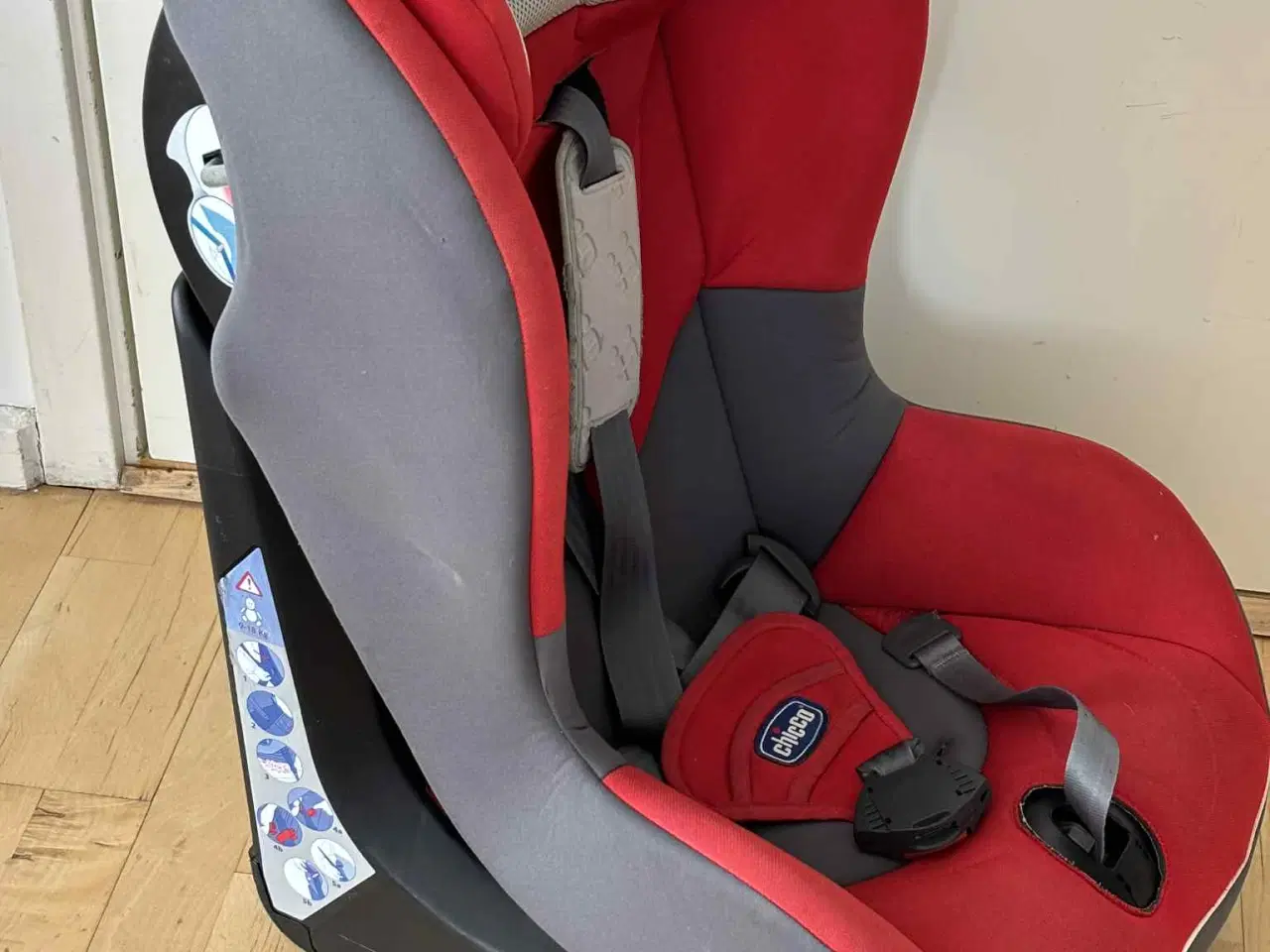 Billede 2 - Chicco autostol 9- 18kg med base