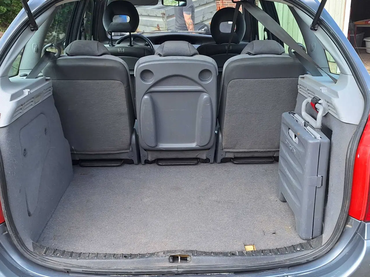 Billede 9 - Citröen Xsara Picasso sælges