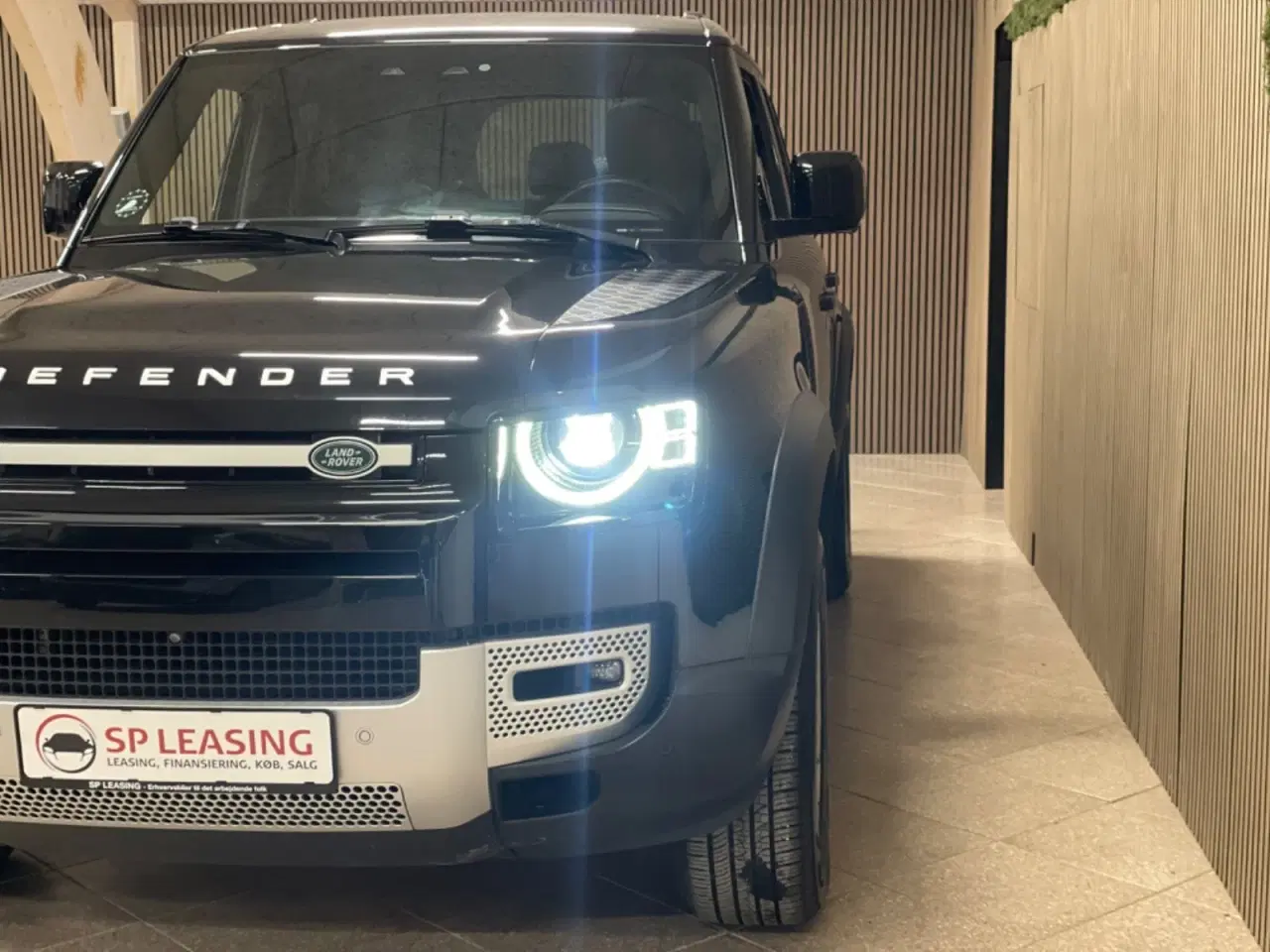 Billede 2 - Land Rover Defender 110 3,0 D250 Hard Top HSE aut. Van