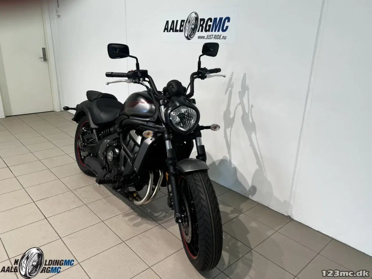 Billede 3 - Kawasaki VN 650 Vulcan S Metallic Flat Graystone (GY2)