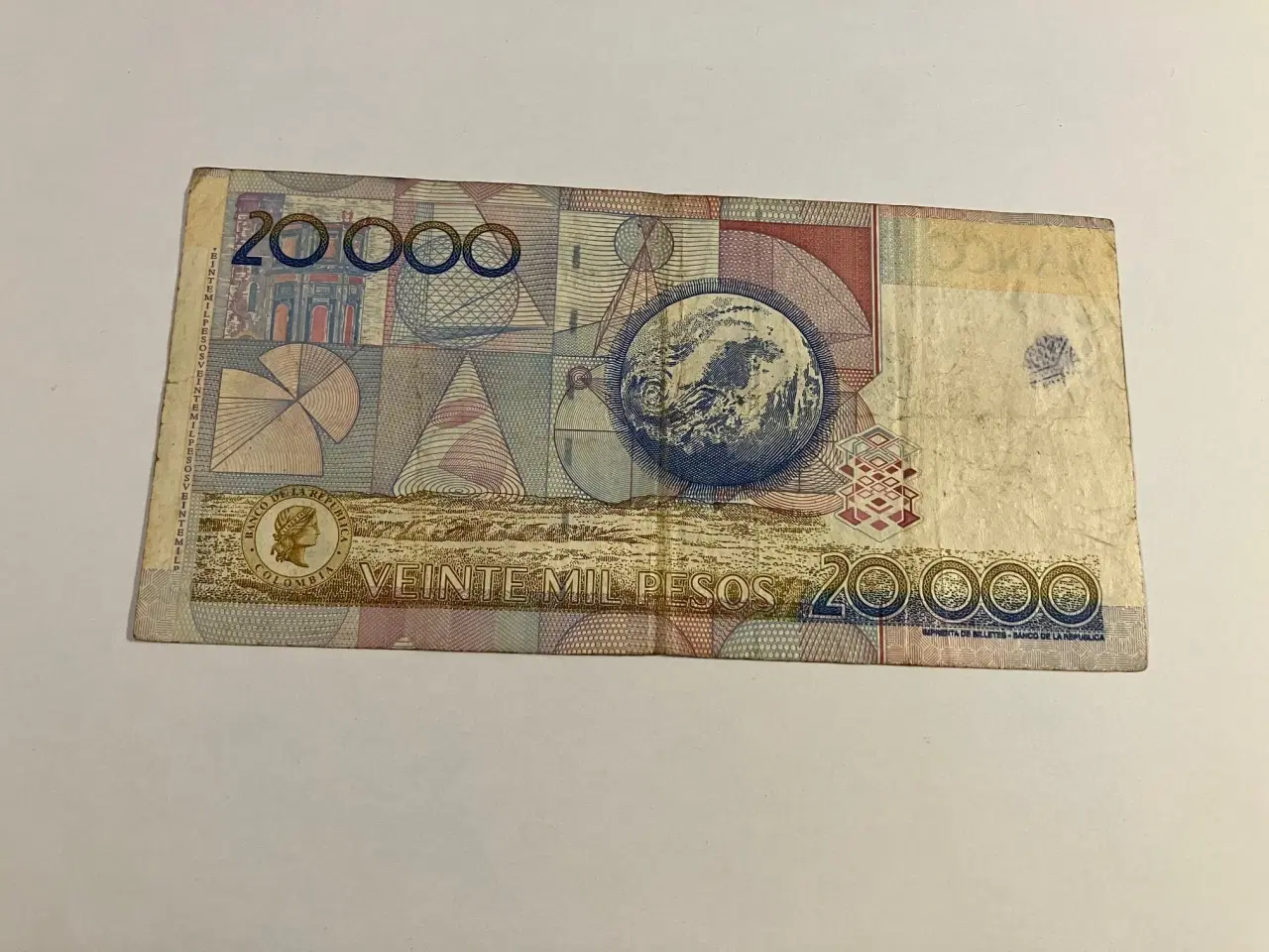 Billede 2 - 20000 Pesos Colombia 2010 - Slidt