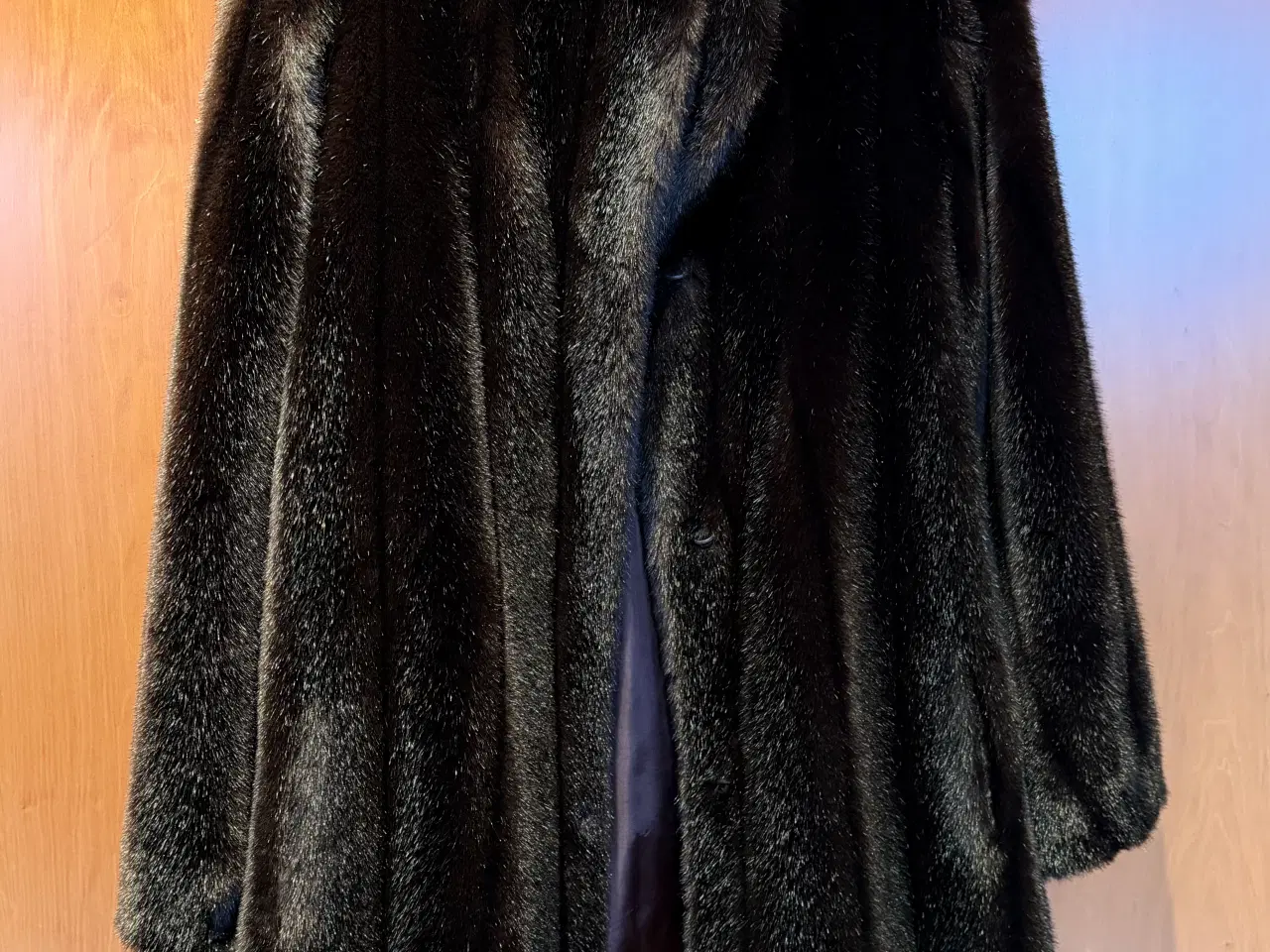 Billede 1 - Pels halvlang, syntetisk
