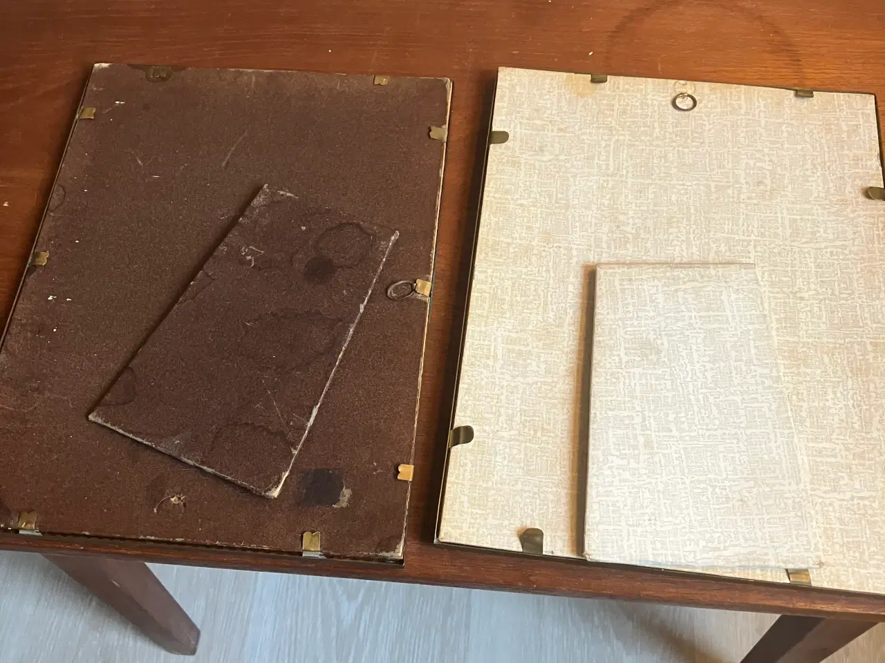 Billede 2 -  Gamle metal rammer med buet glas