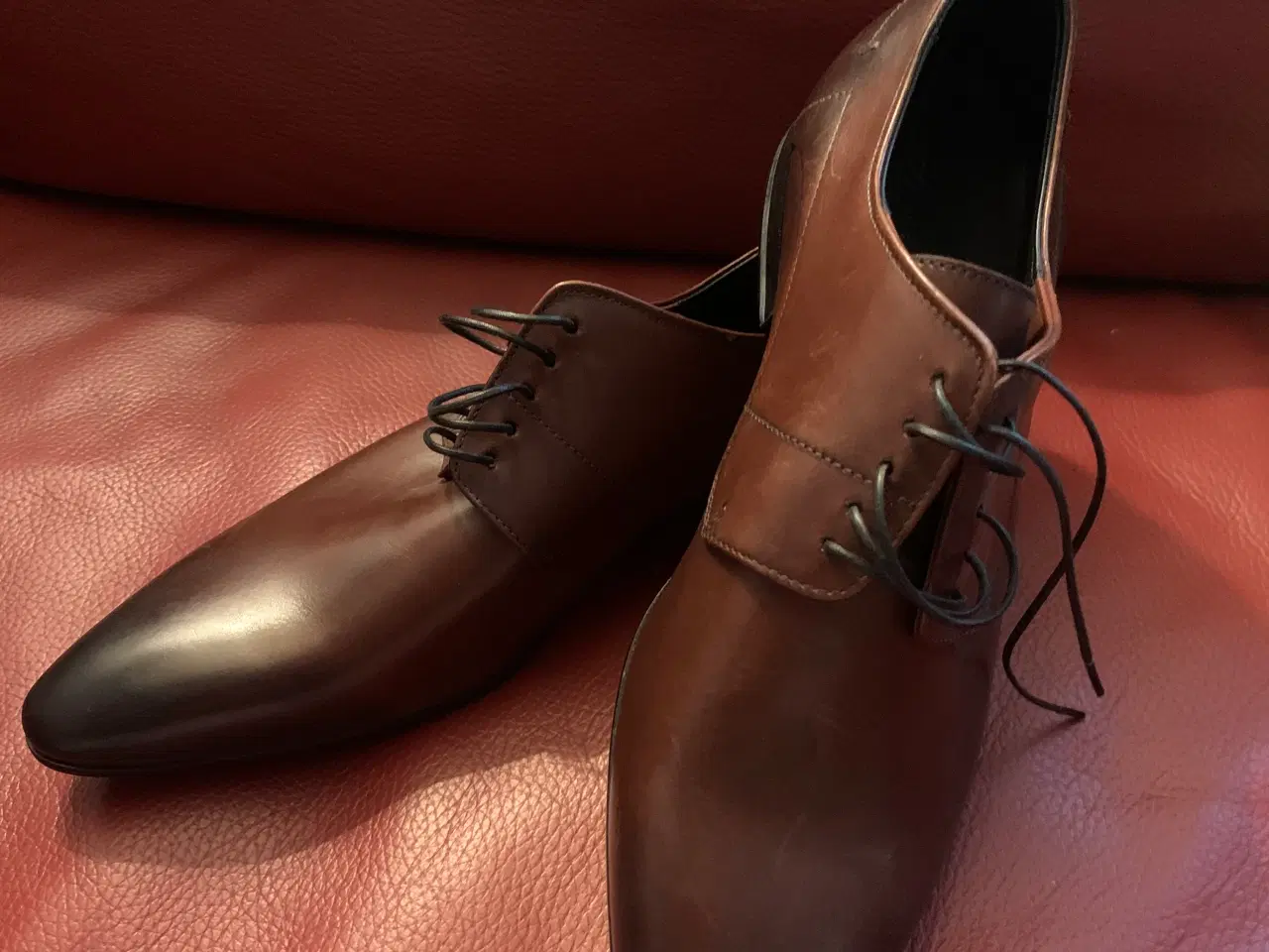 Billede 1 - HELT NYE Hugo Boss festsko