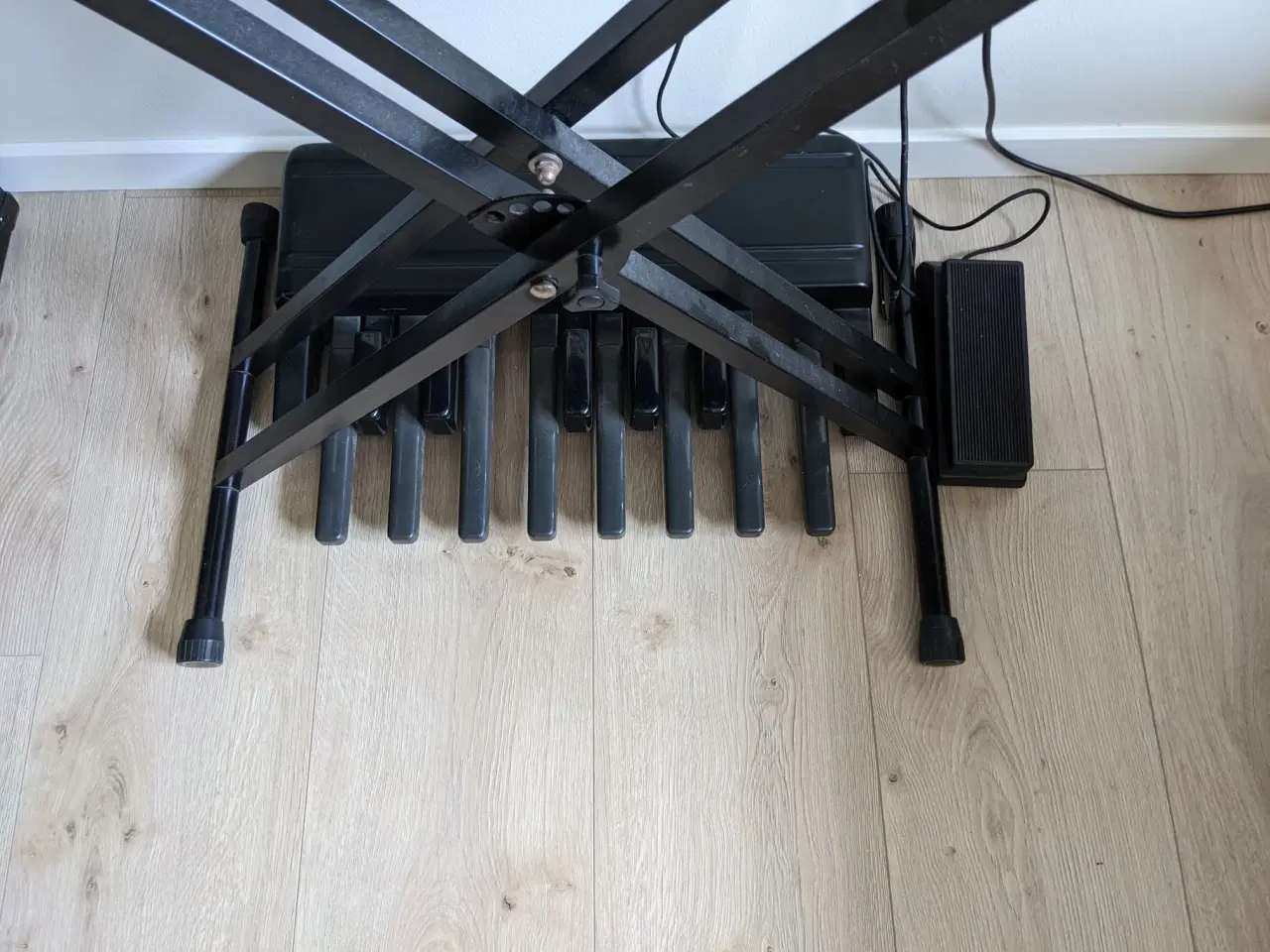 Billede 3 - Arrangementskeyboard, GEM WS2 med baspedaler