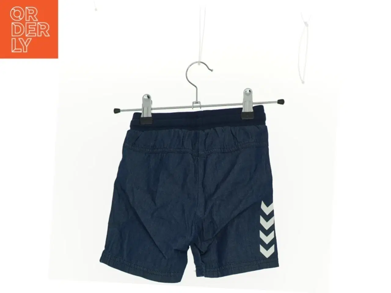 Billede 2 - Shorts fra Hummel (str. 98 cm)