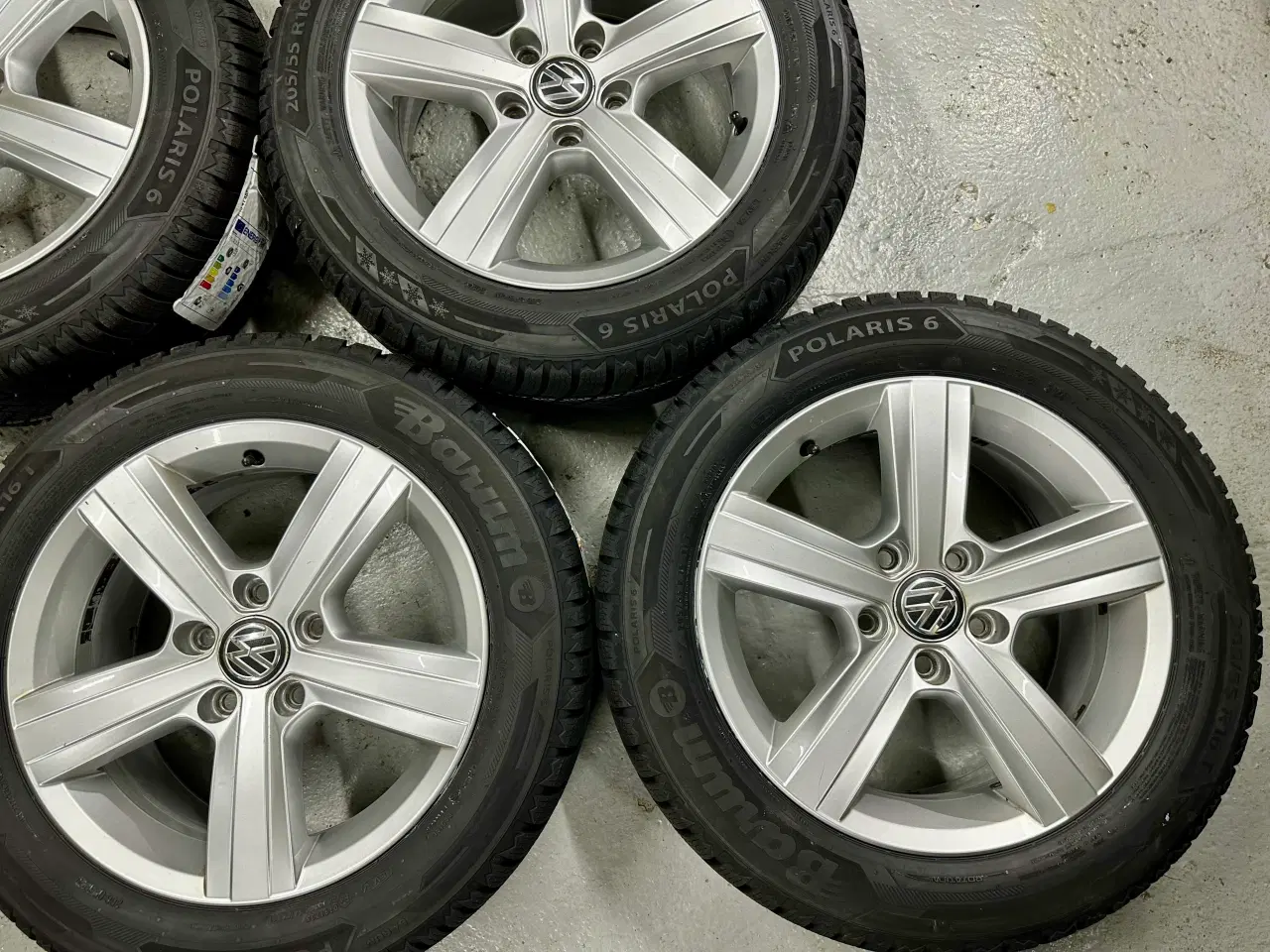 Billede 3 - Vw orginale alufælge 16”med nyt vinterdæk 