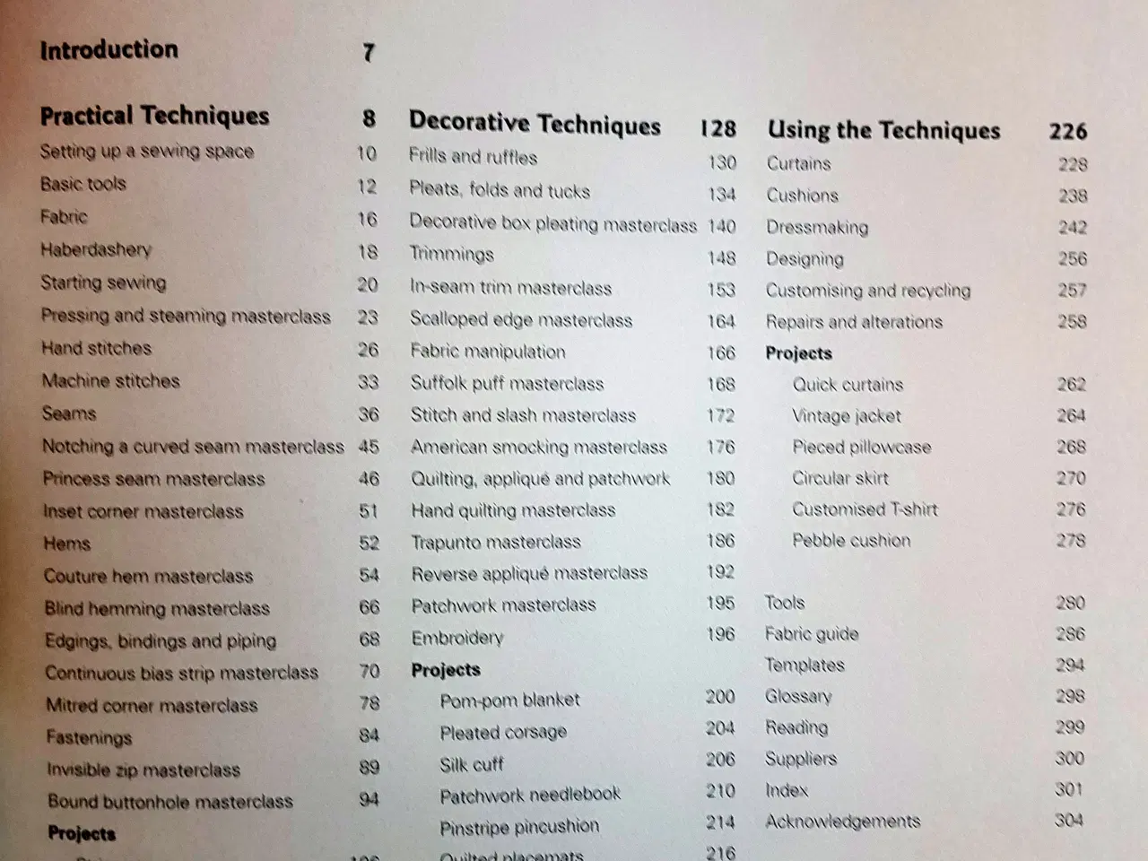 Billede 2 - Sy-bog  -  Manual i forskellige sy-teknikker