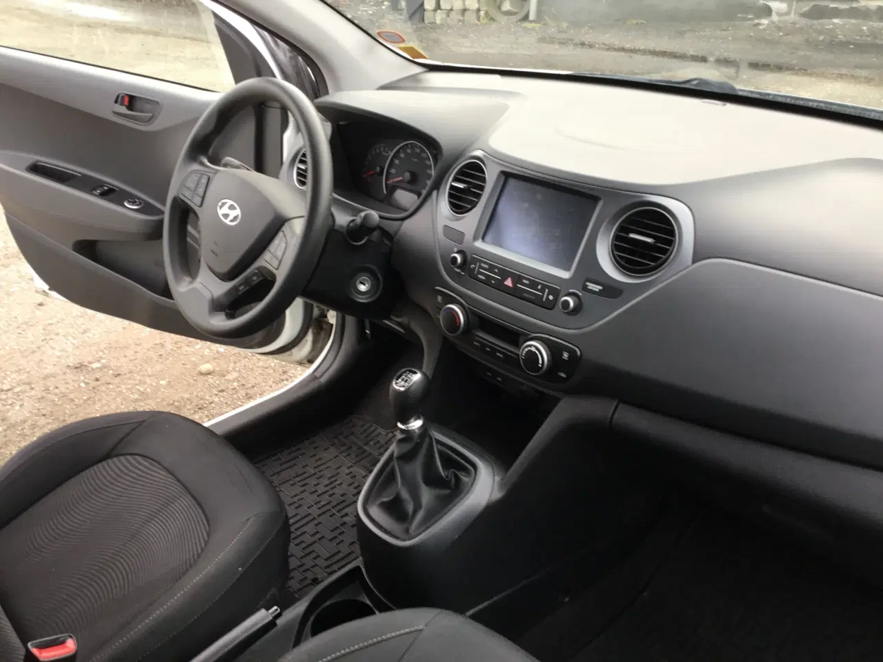 Billede 6 - Hyundai i 10 klima  bluethooth fartpilot 1.ejer 