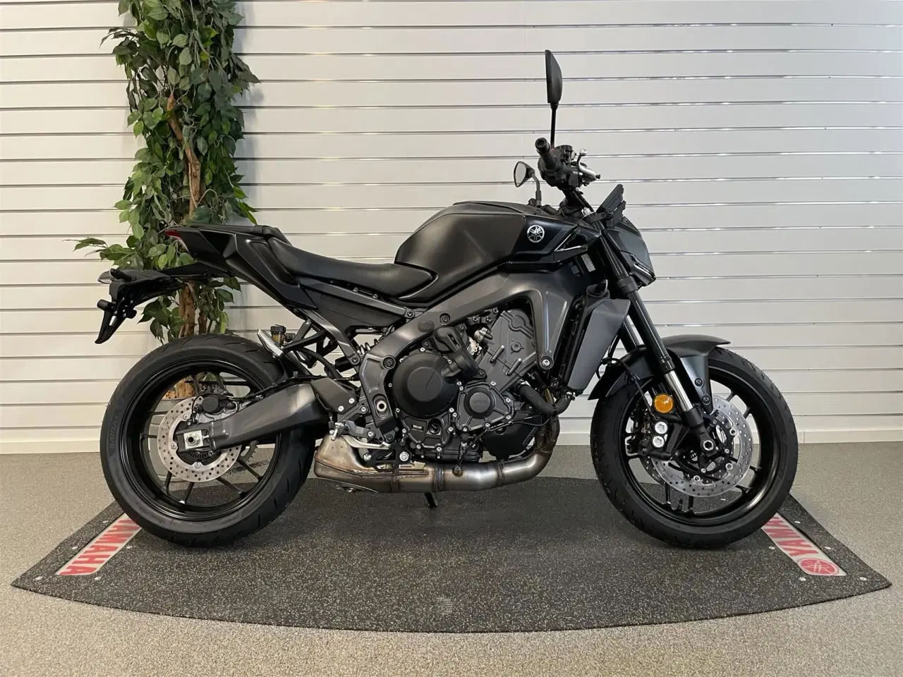 Billede 1 - Yamaha MT-09 Y-AMT - Tech Black