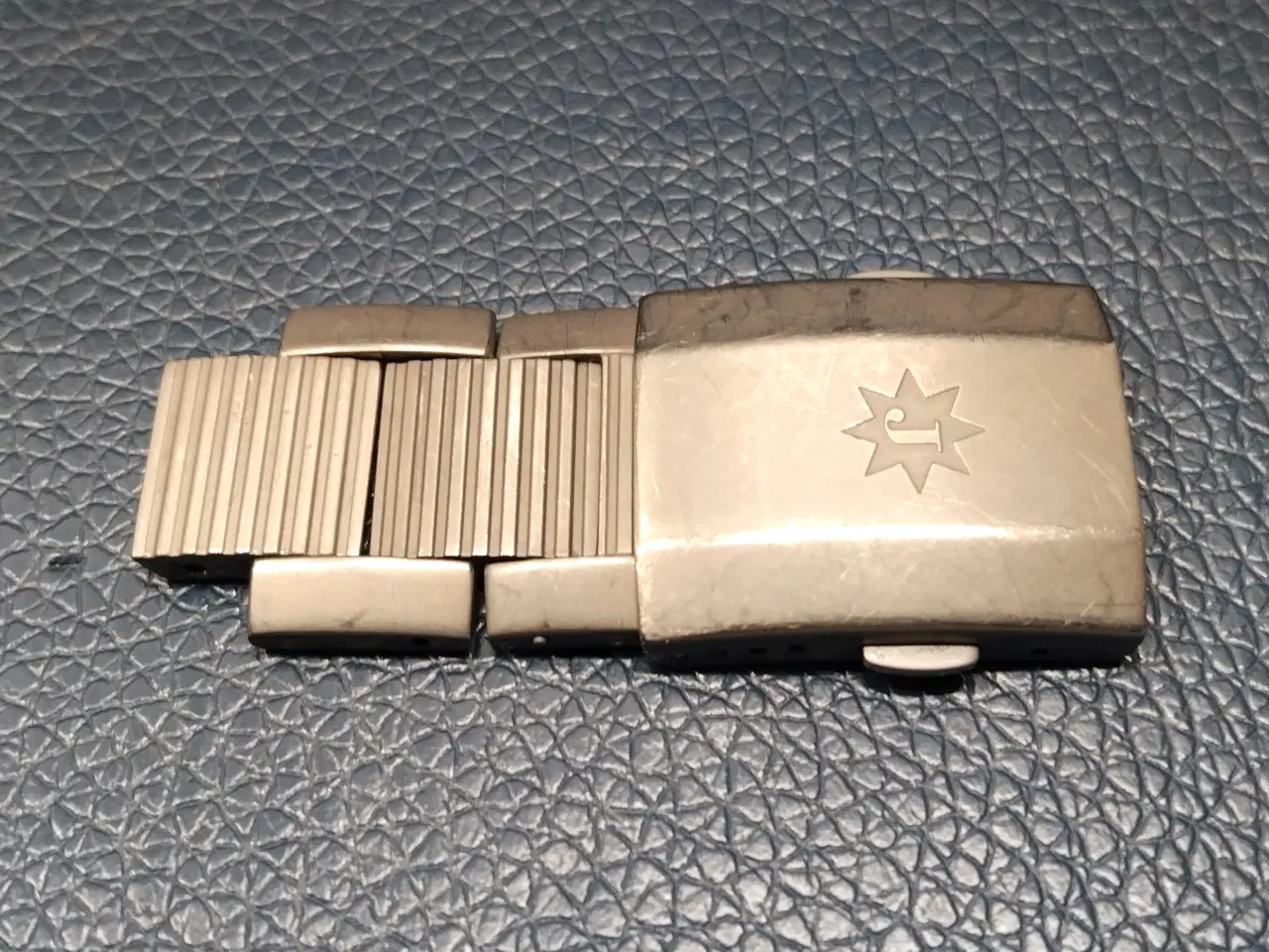 Billede 2 - Junghans Mega Spectral Titanium, ur dele til rem, 