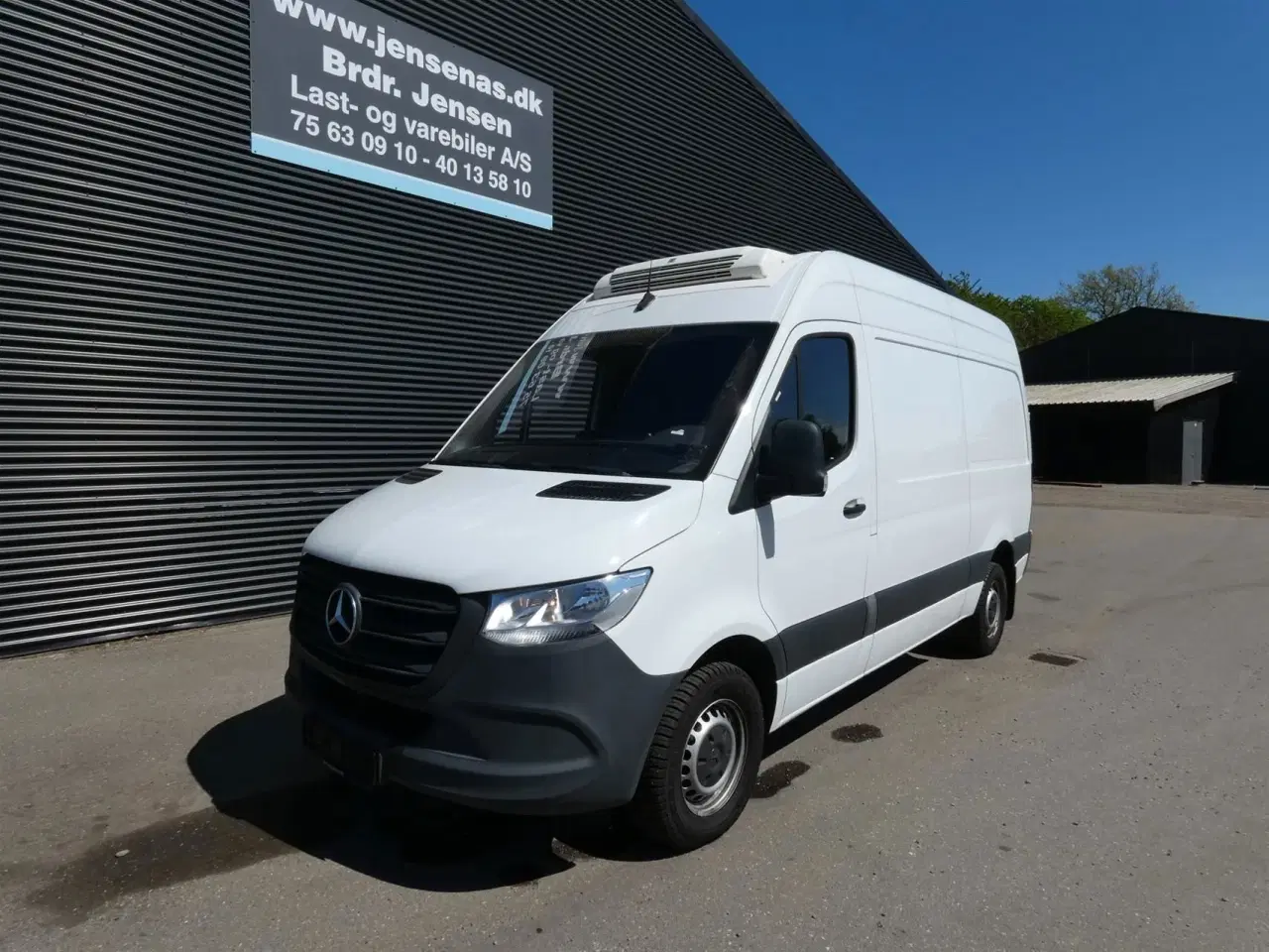 Billede 1 - Mercedes-Benz Sprinter 317 2,0 CDI A2 H2 RWD 9G-Tronic 170HK Van Aut.